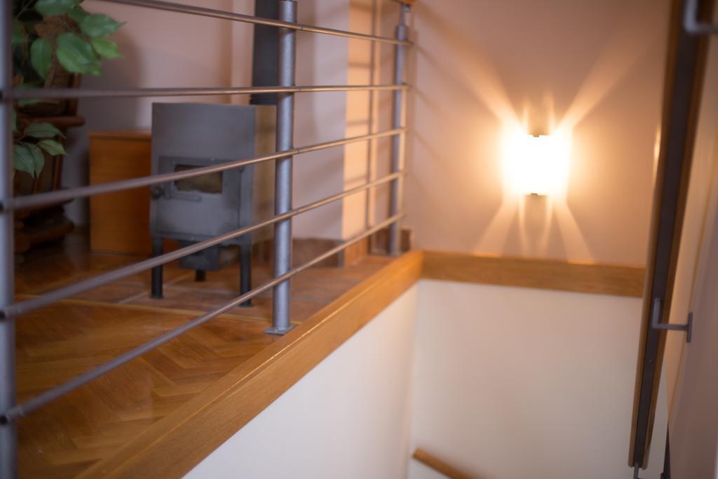Apartment Oreskovic โอโทชาส ภายนอก รูปภาพ